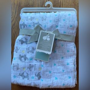 NWT Just Born Elephant swaddles
